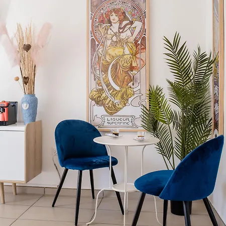 Naro And Guest house 4*